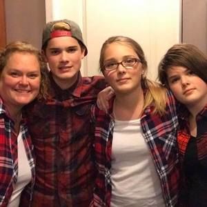 Meet your Posher, Becky